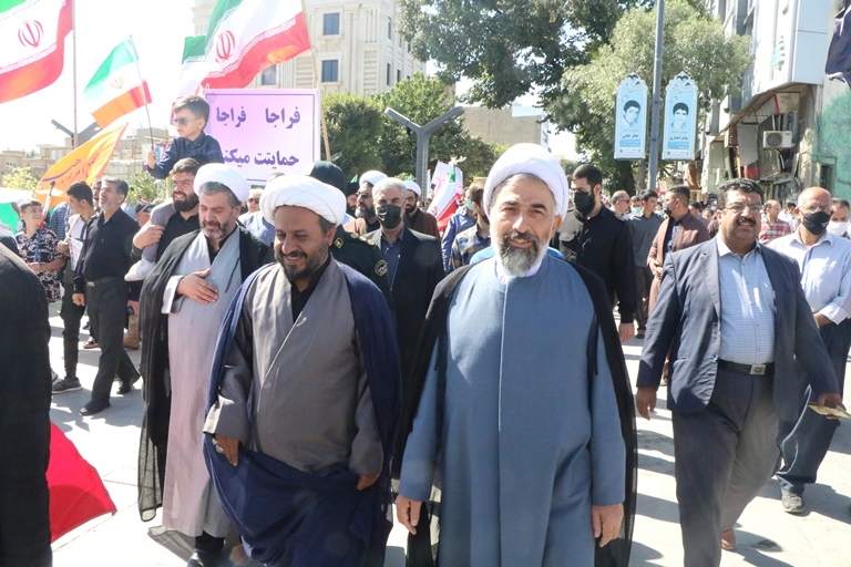 راهپیمایی و اجتماع بزرگ مردم سنندج در محکومیت رفتارهای هنجارشکنانه