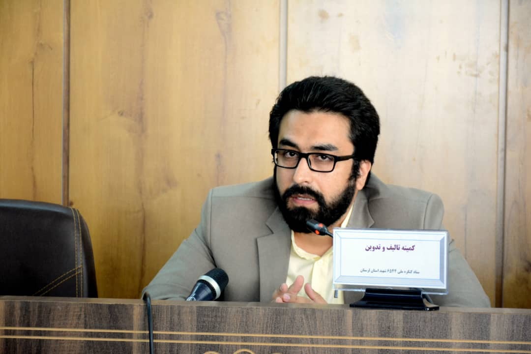 اجرای نمایش های مختلف در لرستان به مناسبت هفته هنر اجرای نمایش های مختلف در لرستان به مناسبت هفته هنر