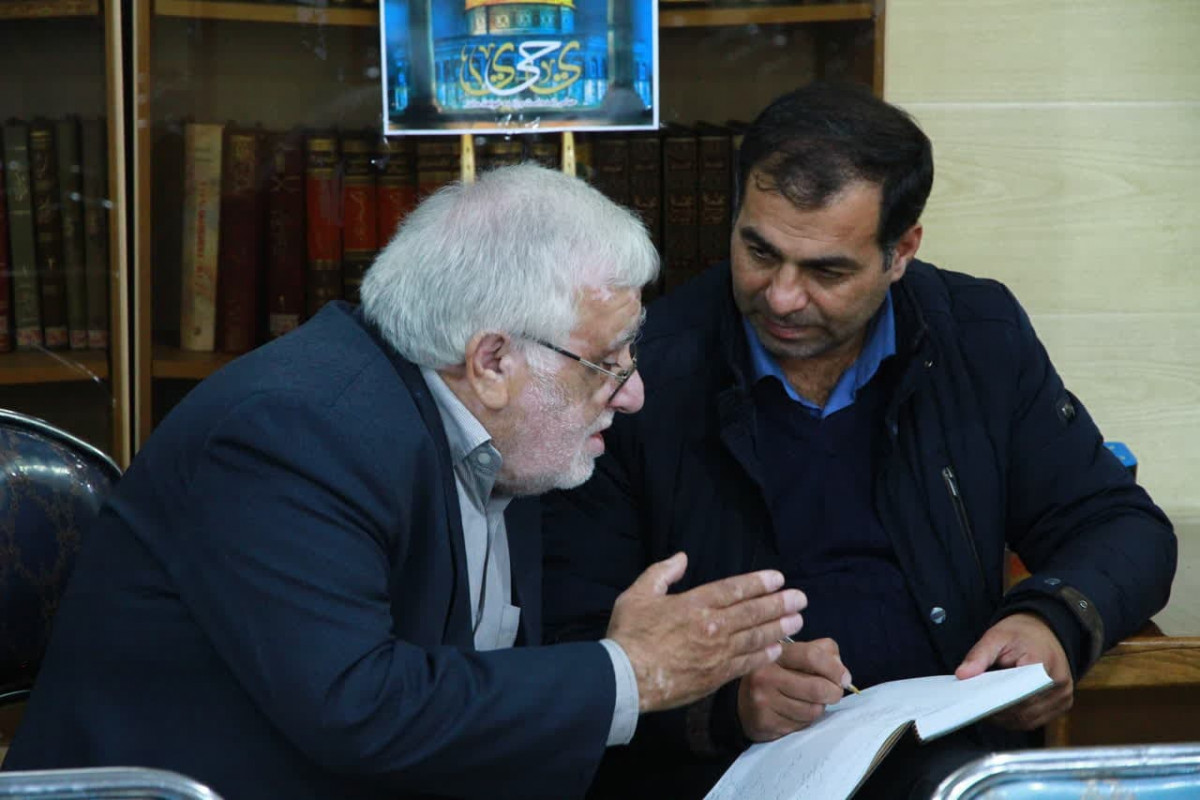 محفل شعر «مقاومت سسی» در اردبیل