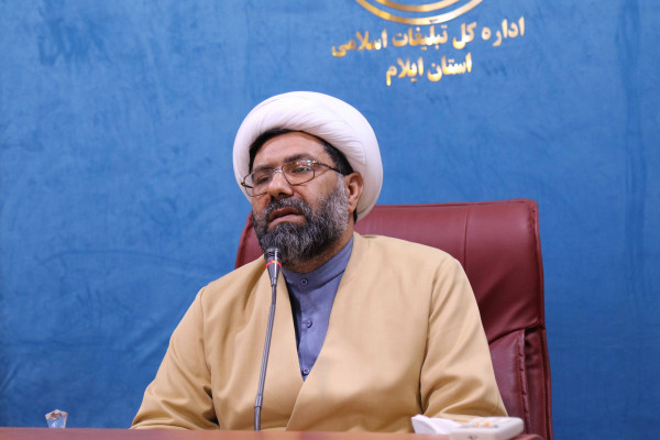 مردم باید به قیام امام حسین(ع) با نگاهی حماسی و فاتحانه بنگرند، نه صرفاً با رویکردی عاطفی و تراژیک