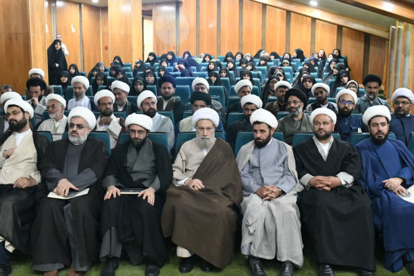 نشست مدیران و شورای راهبردی بانوان سازمان تبلیغات اسلامی در شیراز