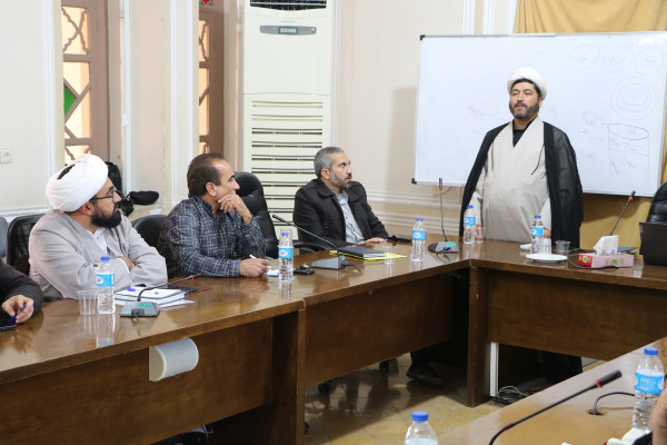 دوره توانمندسازی کارشناسان و رابطان قرآنی شهرستانهای استان اصفهان