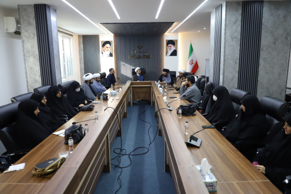 نشست هم‌اندیشی اعتکاف در شهرستان سنندج