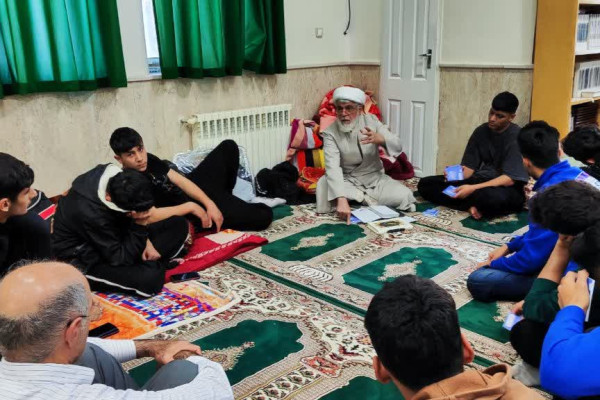 برپایی حلقه‌های بصیرتی و طرح‌های قرآنی در آیین معنوی اعتکاف کردستان