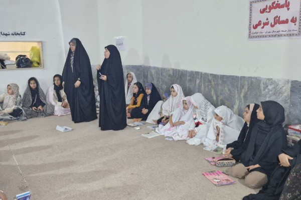 برگزاری طرح قرآنی زندگی با آیه ها در مراسم اعتکاف مهران