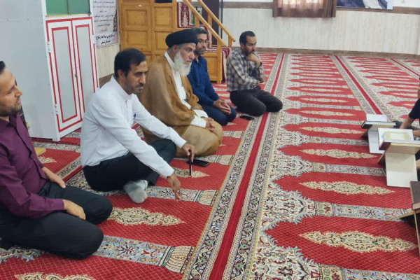 بازدید مسئول اداره تبلیغات اسلامی دشتی از مؤسسه حفظ «بیت‌الاحزان» خورموج