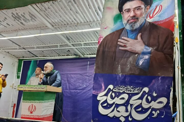 ایستادگی ملت ایران، توطئه دشمنان را شکست داد